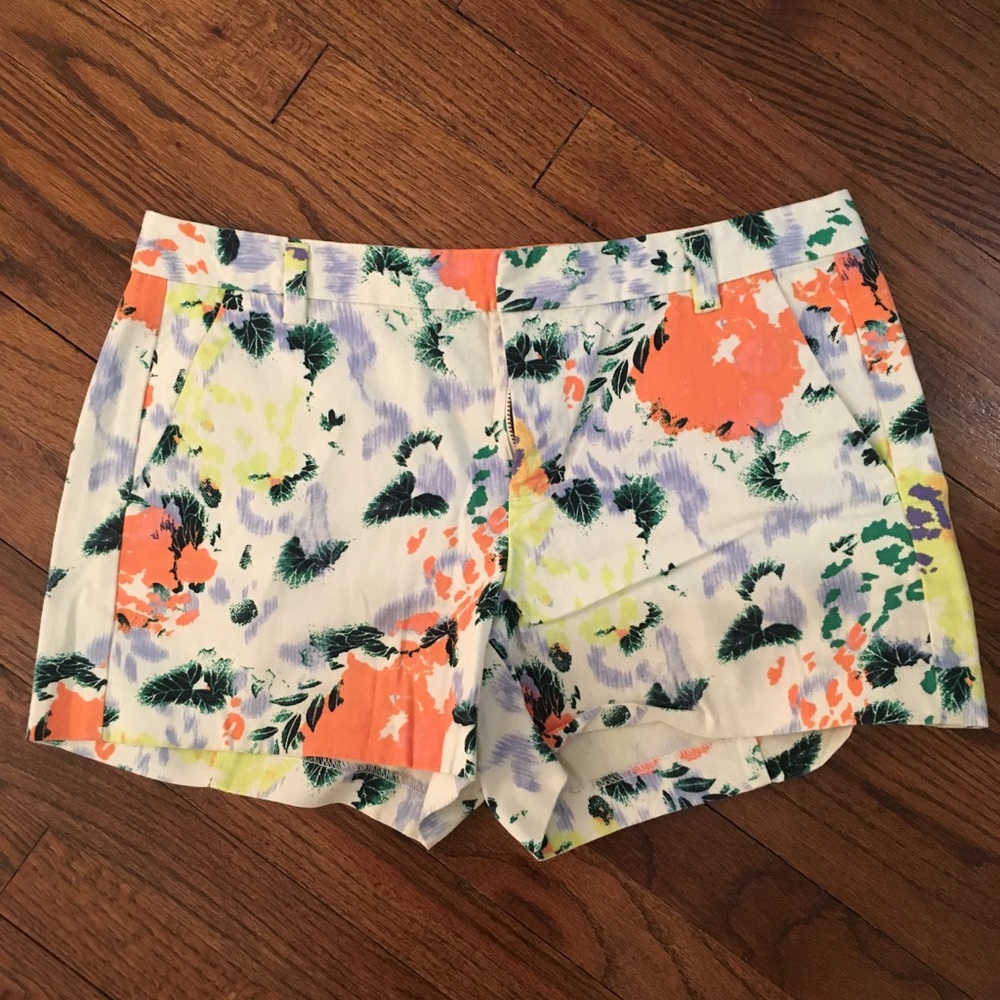 Floral Printed Cotton Shorts.